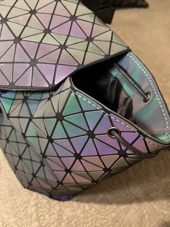 Bao Bao Issey Miyake Green Purple Backpack Flap Drawstring Holographic Design main image 5